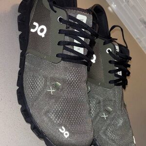 On Cloud Running X3 Mens Running Shoes